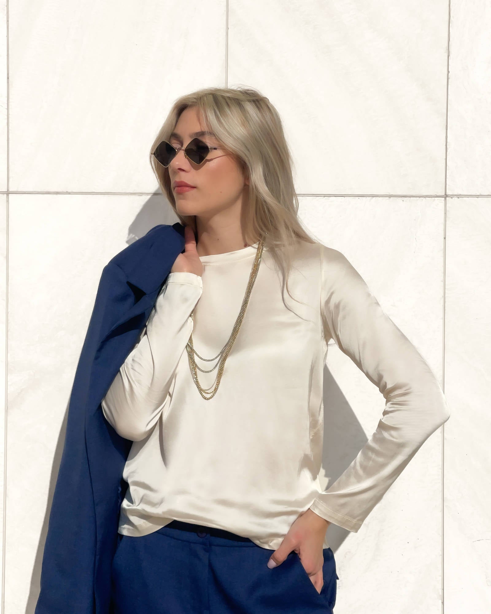 T-SHIRT SATIN NORA MANICA LUNGA BURRO