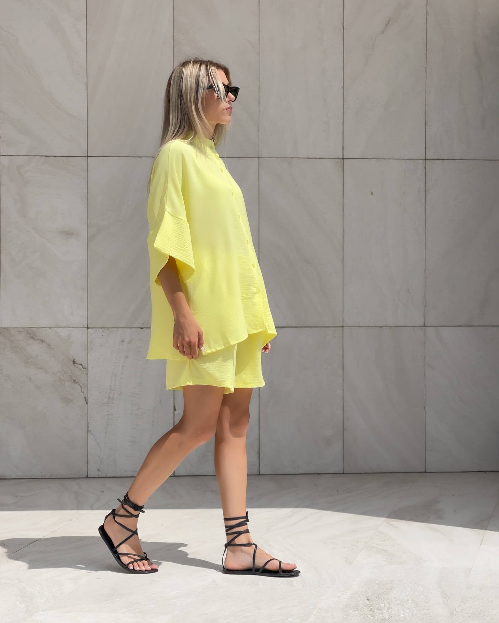 COMPLETO PAROS SHORT GIALLO