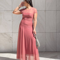 ABITO RANYA PEPE ROSA