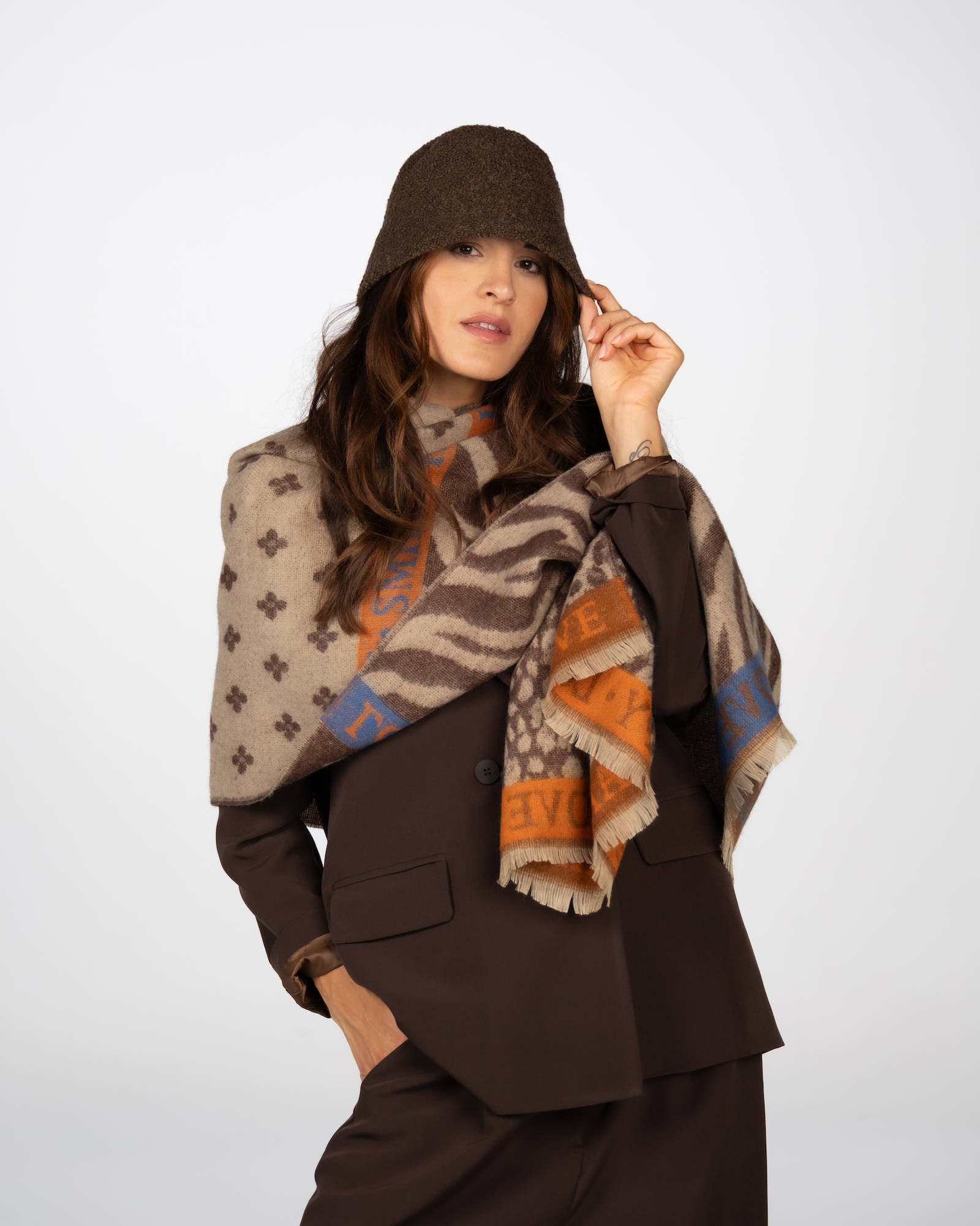 CAPPELLO CLOCHE BOUCLE' COFFEE