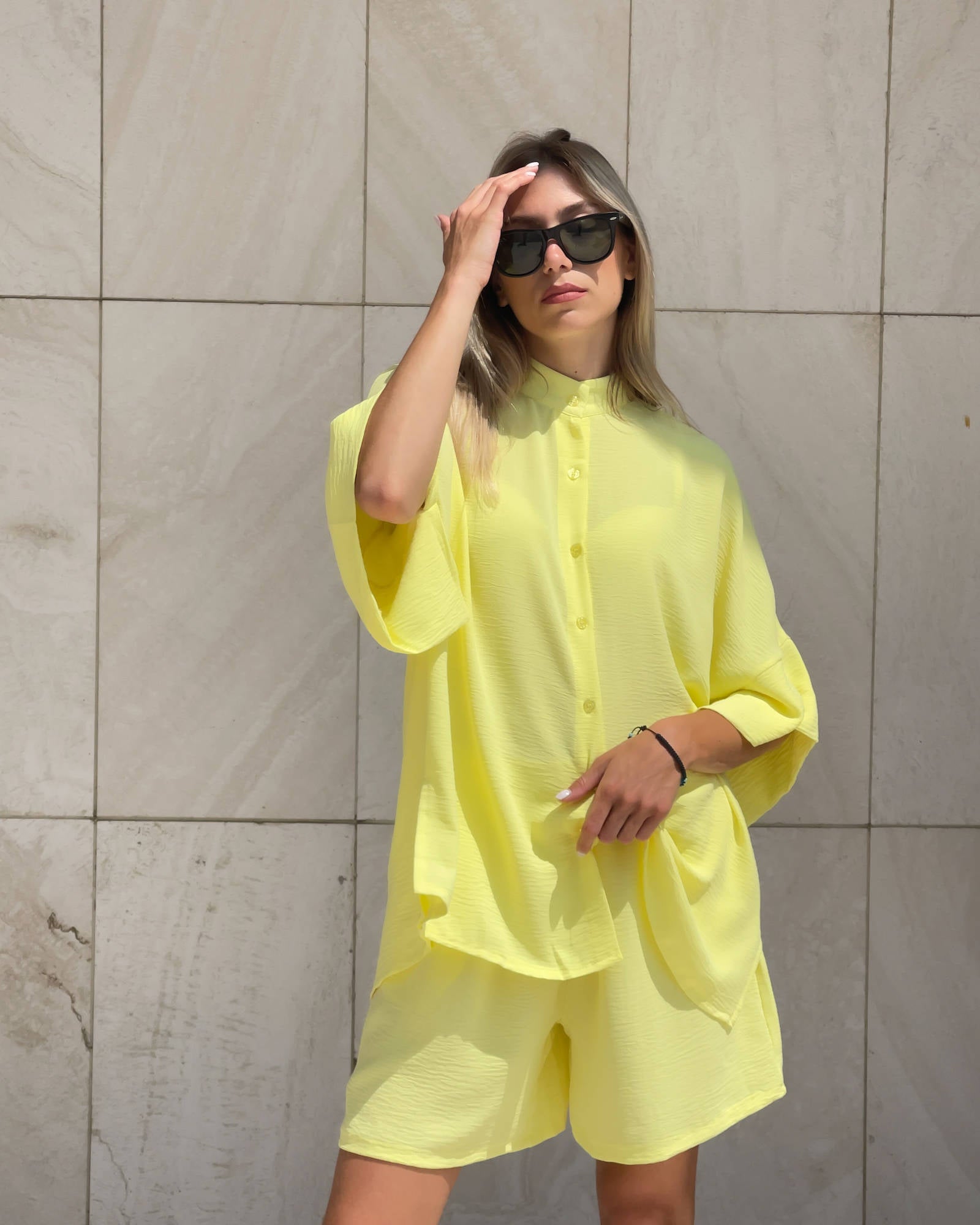 COMPLETO PAROS SHORT GIALLO
