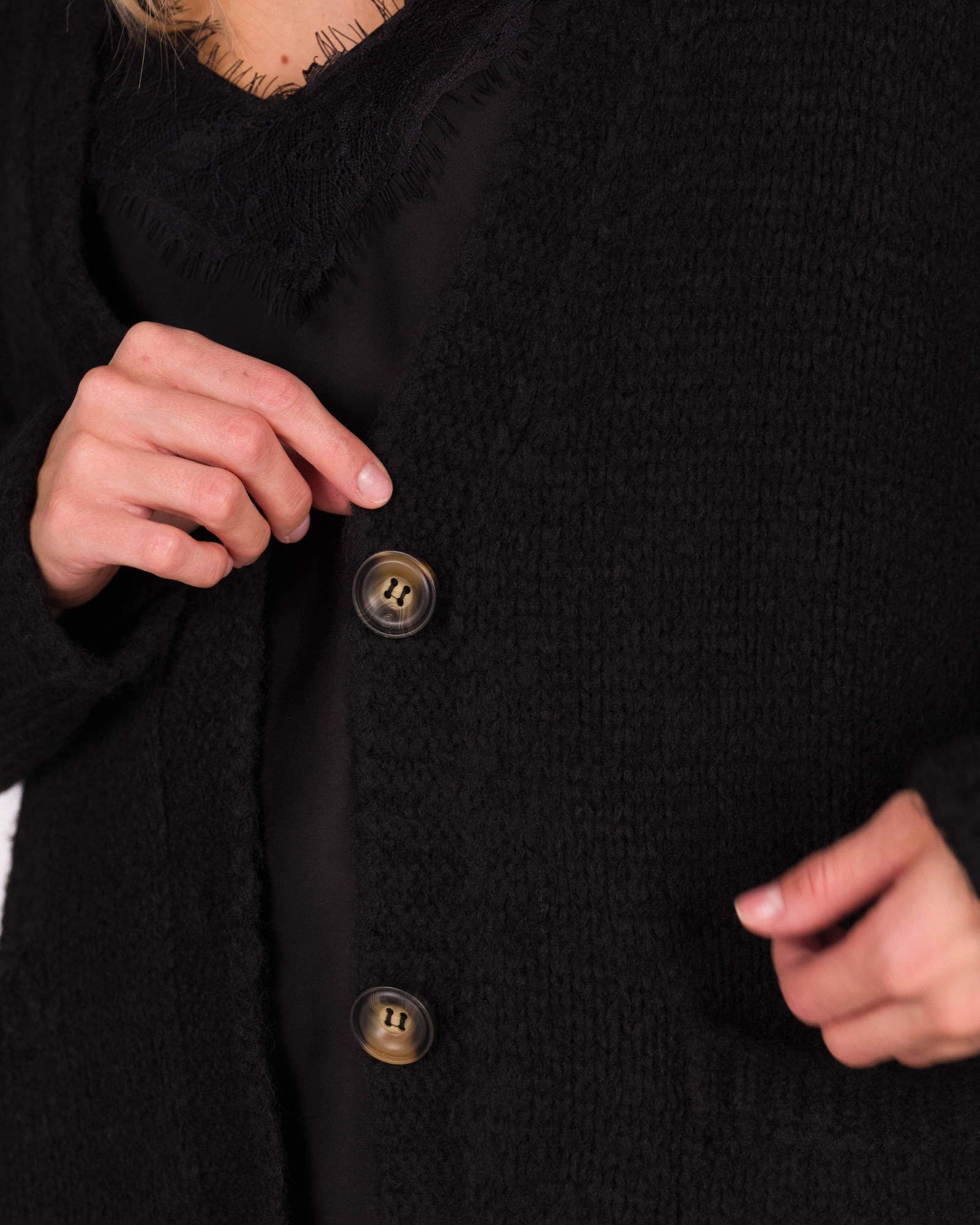 CARDIGAN ASTRAT NERO