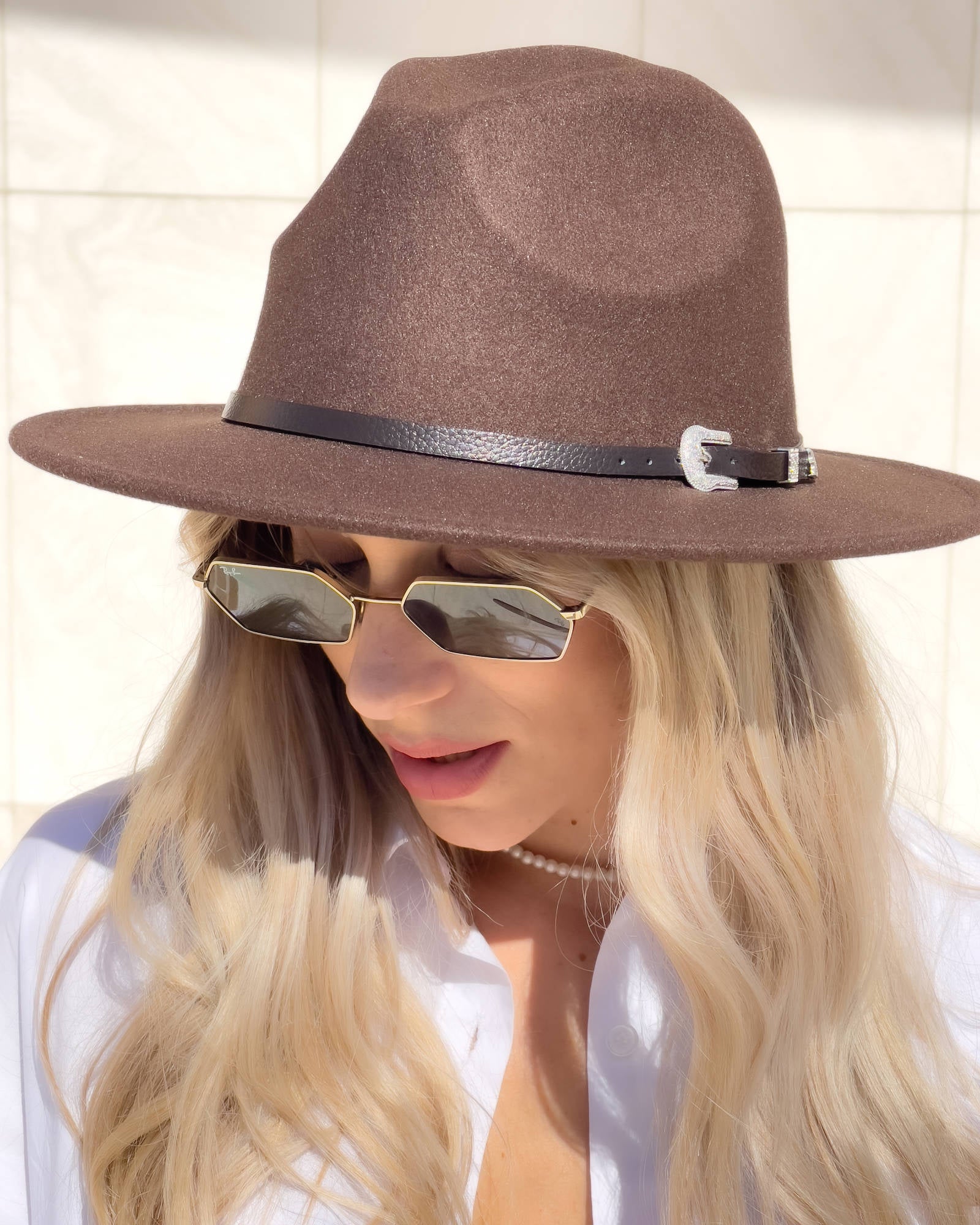 CAPPELLO A FALDA COFFEE