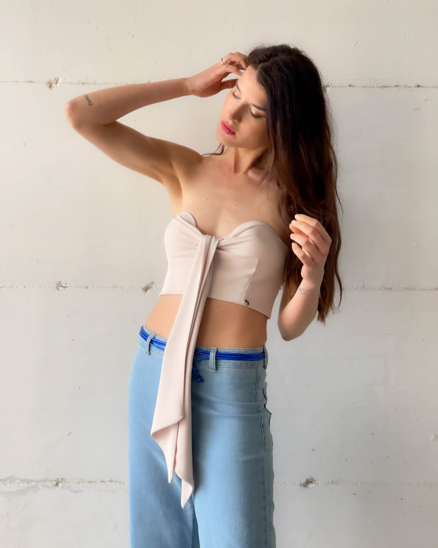 TOP SCOLLO A CUORE KONTATTO SCHIUMA
