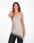 TOP ARIETE IN SATIN TORTORA