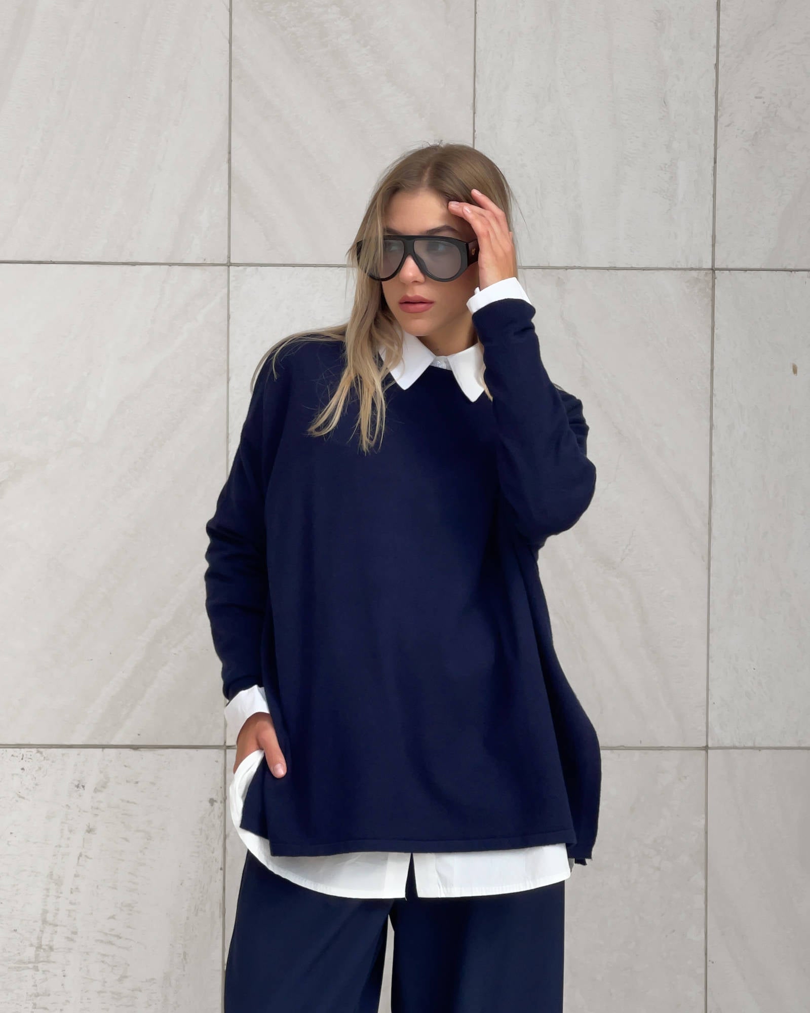 PULL KIARA IN VISCOSA CALDA BLU