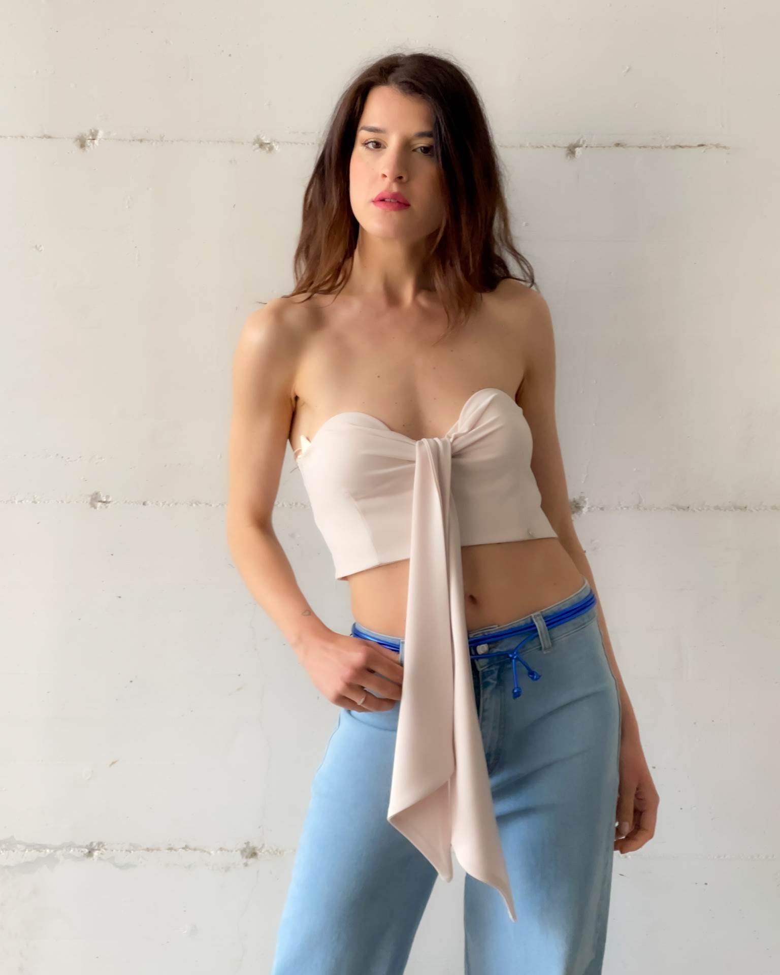 TOP SCOLLO A CUORE KONTATTO SCHIUMA