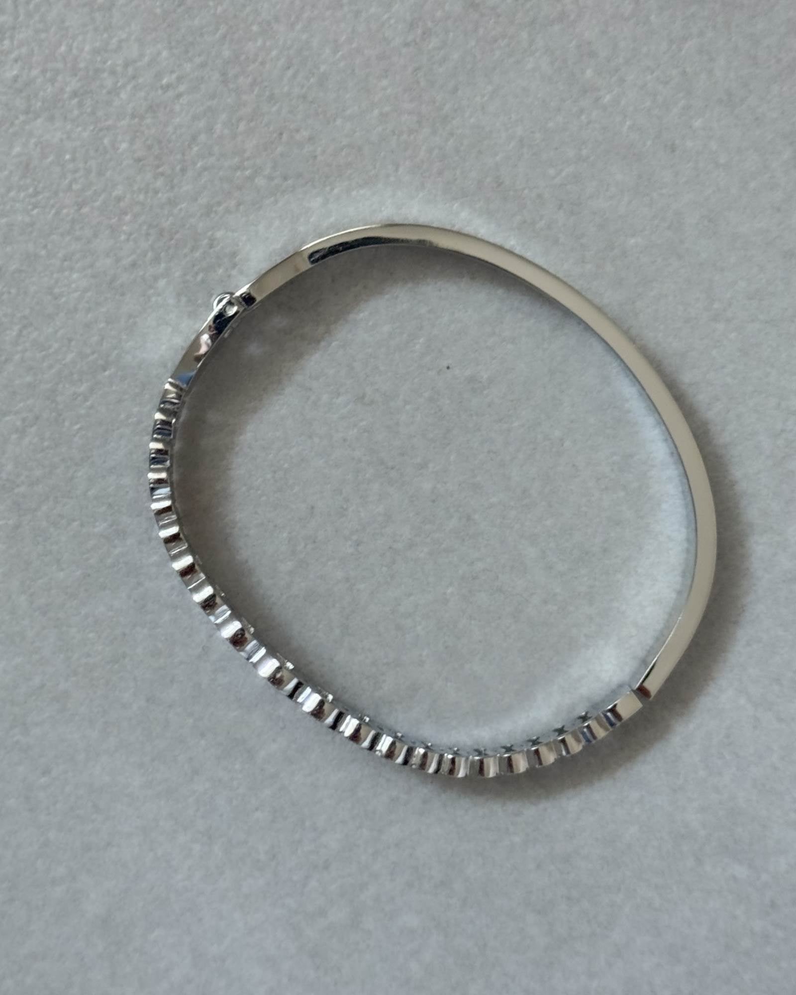 BRACCIALE RIGIDO INFINITY ARGENTO