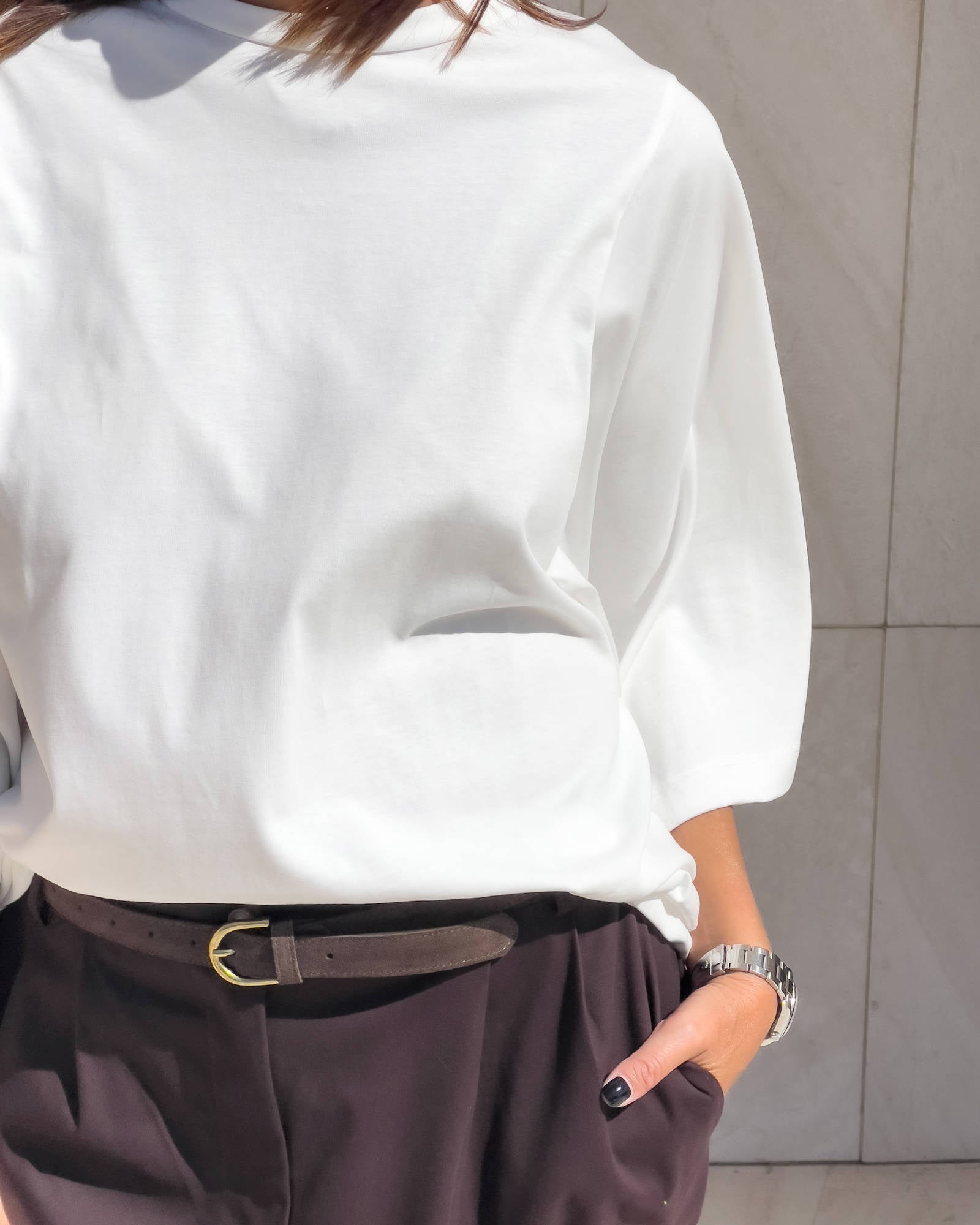 T-SHIRT OVER LINDSEY BIANCO