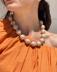 COLLANA GIROCOLLO PERLE BEIGE MARMO