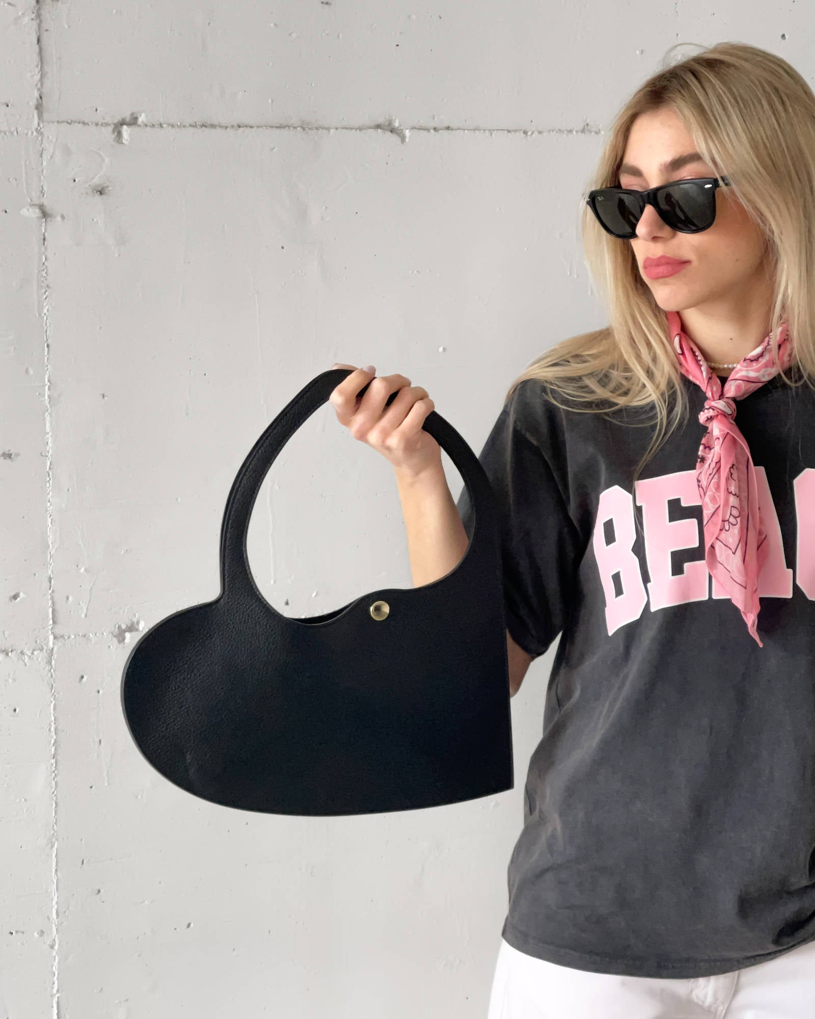 BIG LOVE BAG IN PELLE NERO