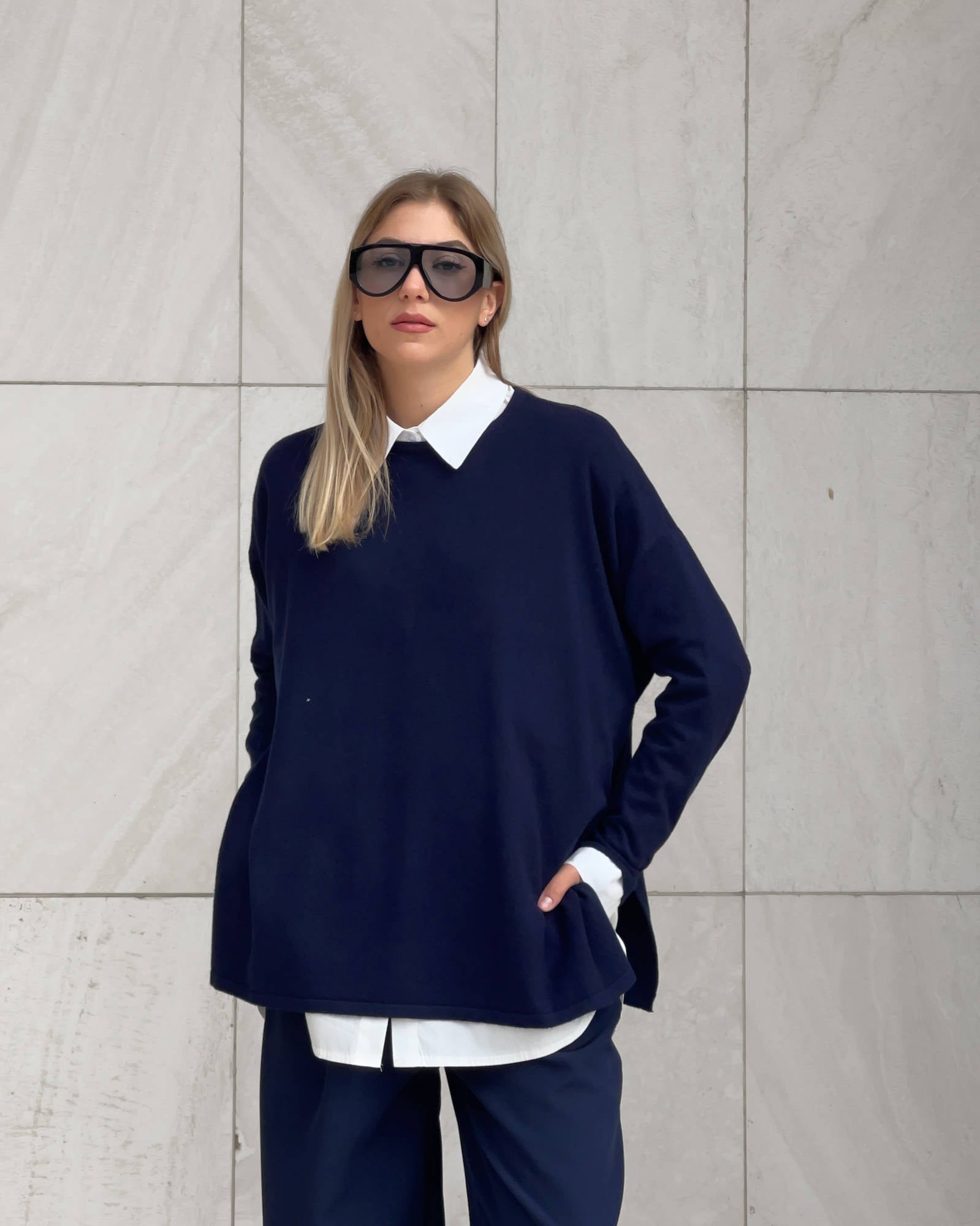 PULL KIARA IN VISCOSA CALDA BLU
