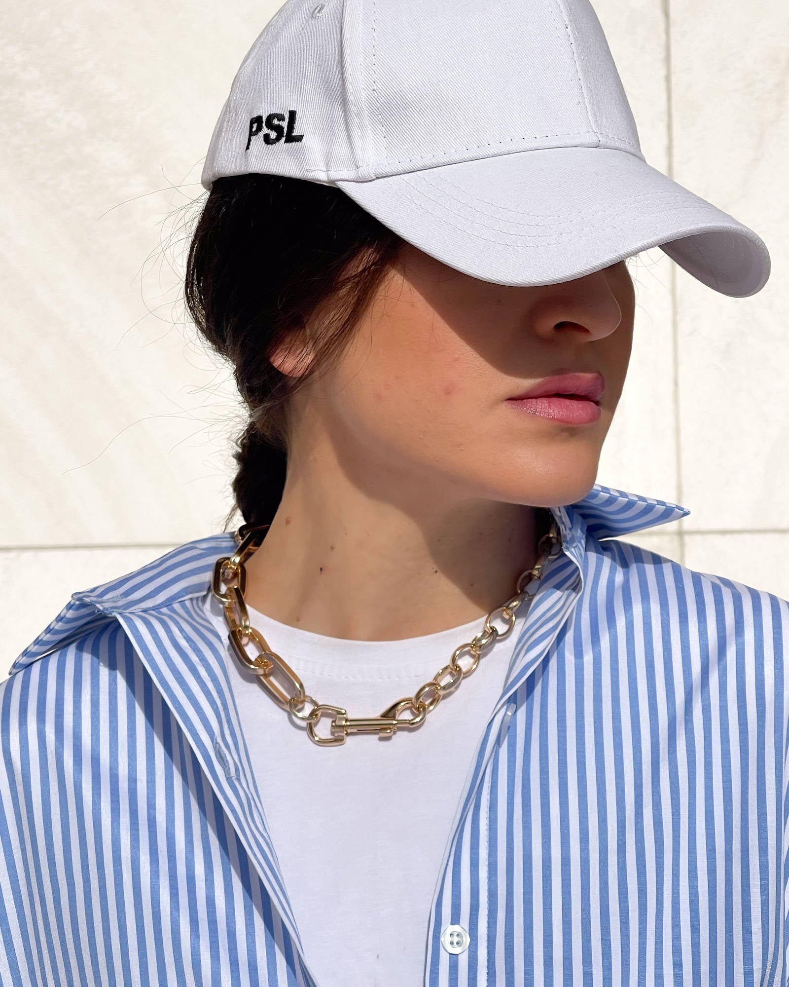 CAPPELLO CON VISIERA OFF WHITE