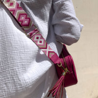 POCHETTE SOPHIA IN PELLE CON TRACOLLA OMAGGIO FUCSIA