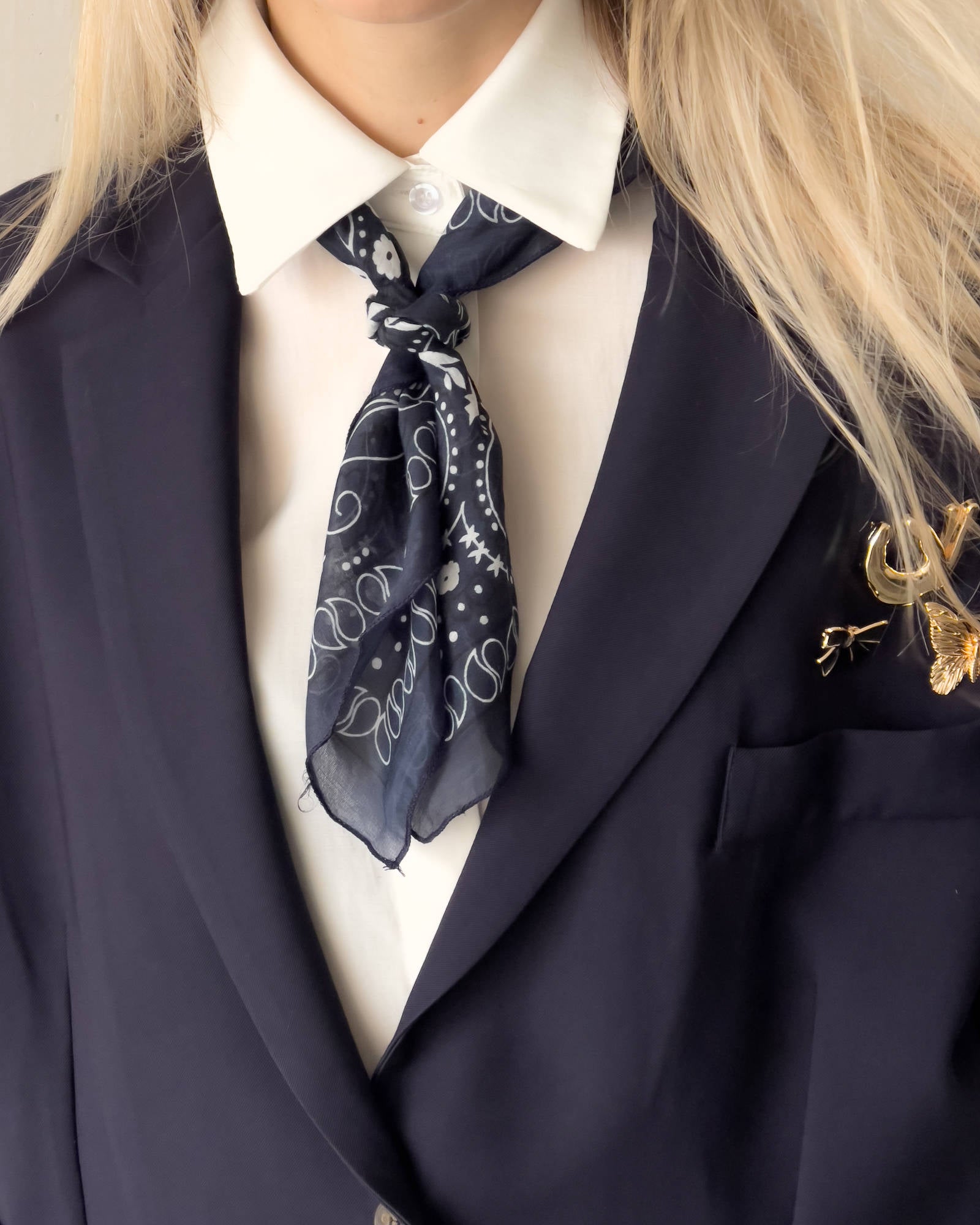 FOULARD IN SETA E COTONE PAISLEY BLU