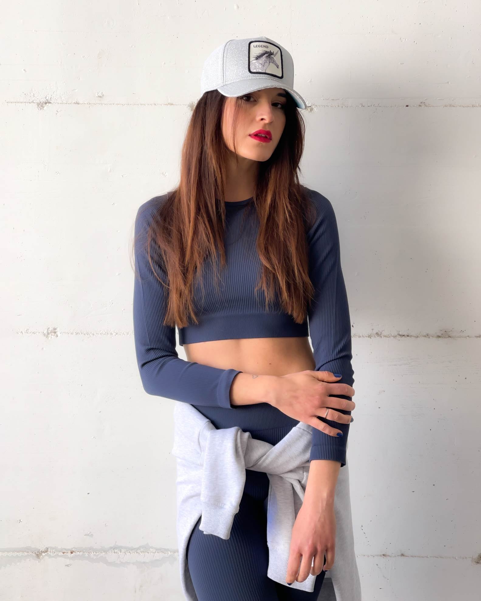 SEAMLESS ALTHAEA CROPPED LONG SLEEVE GRAPHITE