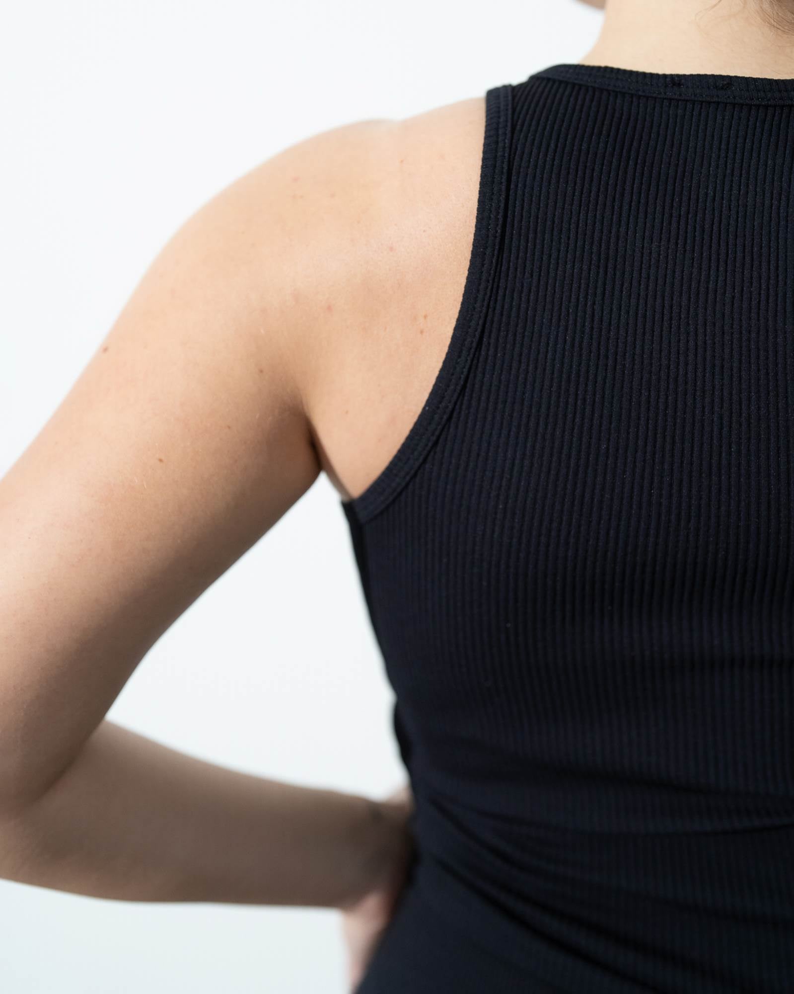 SEAMLESS TOP ALTHAEA BLACK