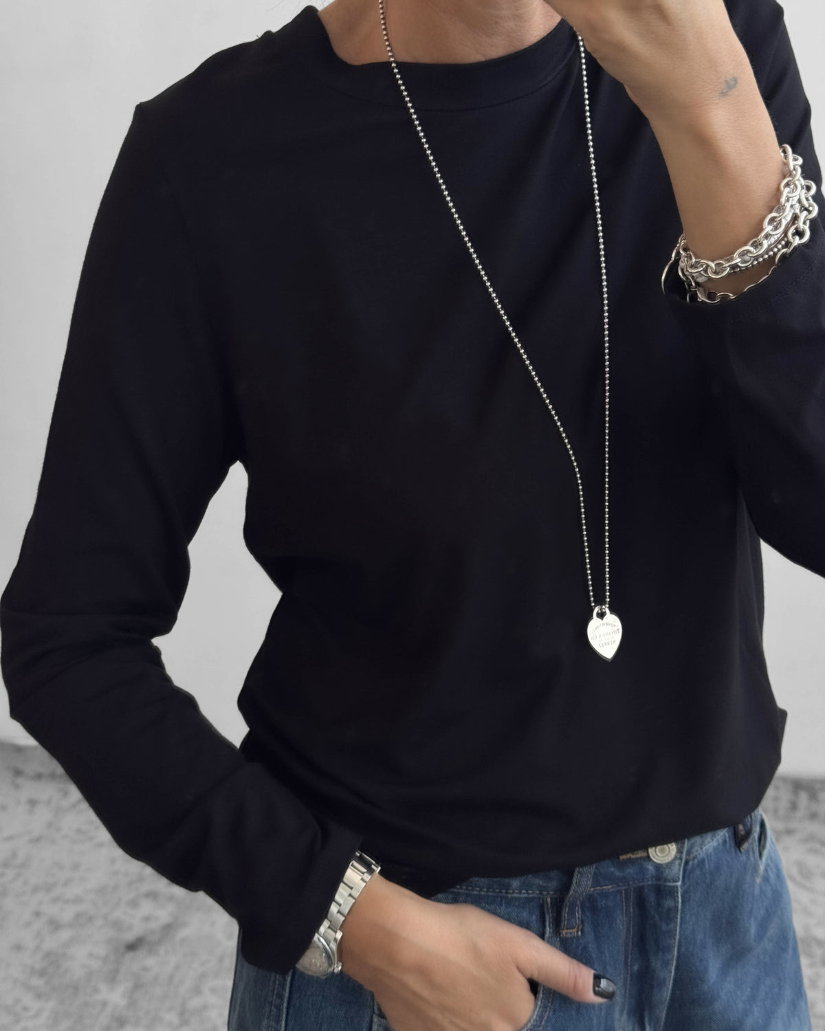 T-SHIRT MANICA LUNGA ILARY NERO