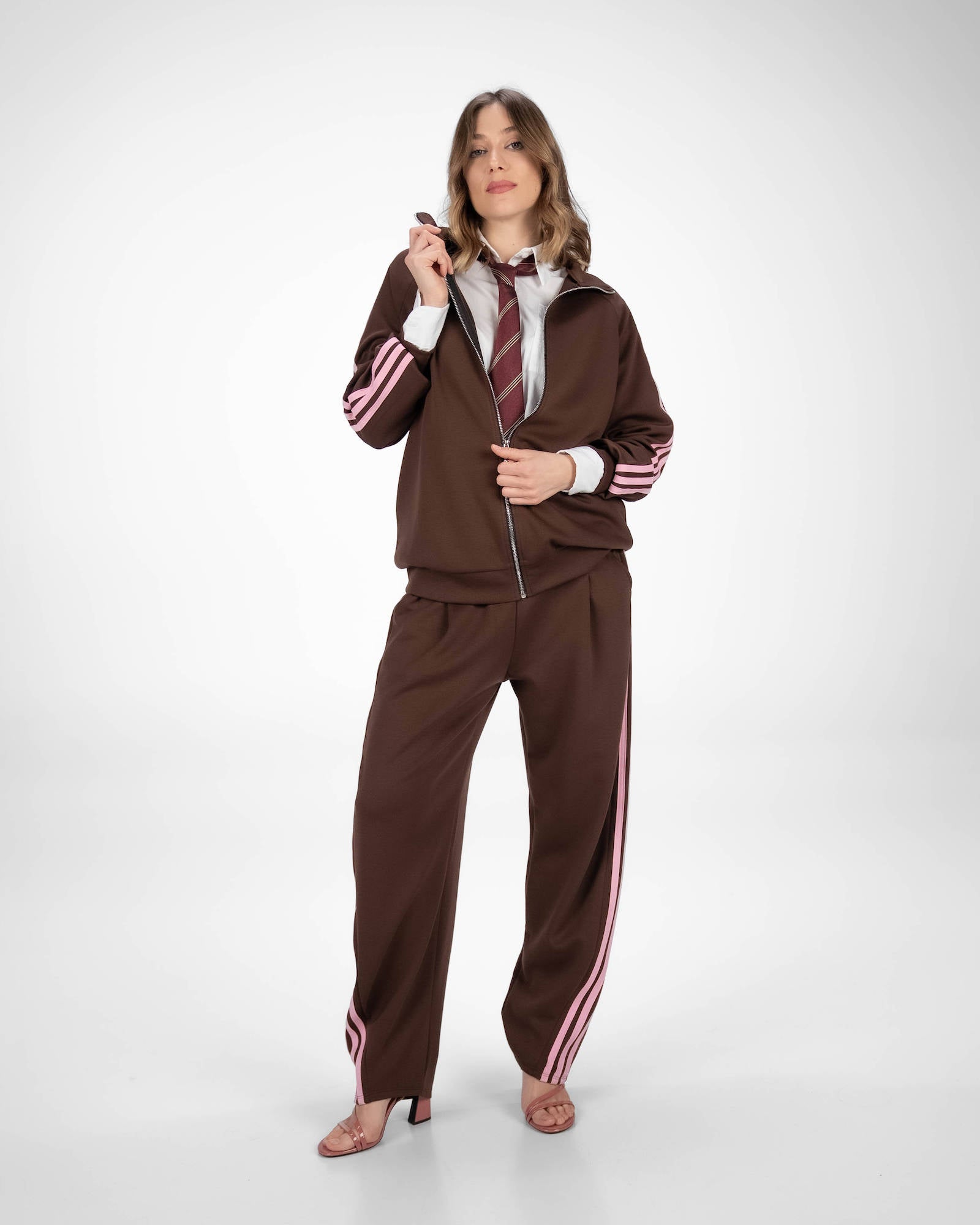 FELPA BARNEY CON ZIP MARRONE ROSA