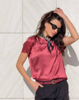 T-SHIRT SATIN NORA ROJO