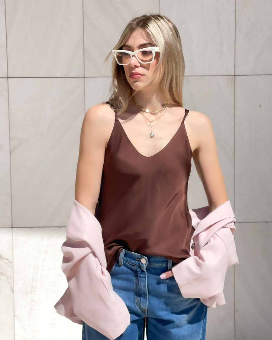 TOP NORA IN SATIN CHOCO
