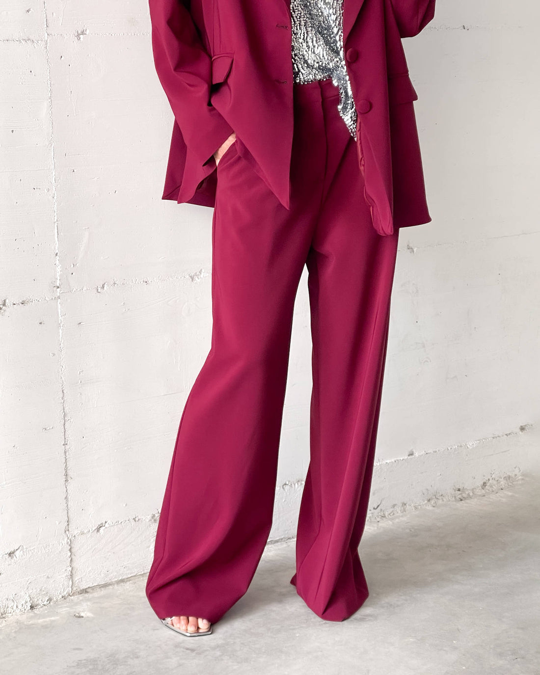 OVERSIZED DAMIAN TROUSERS CHERRY