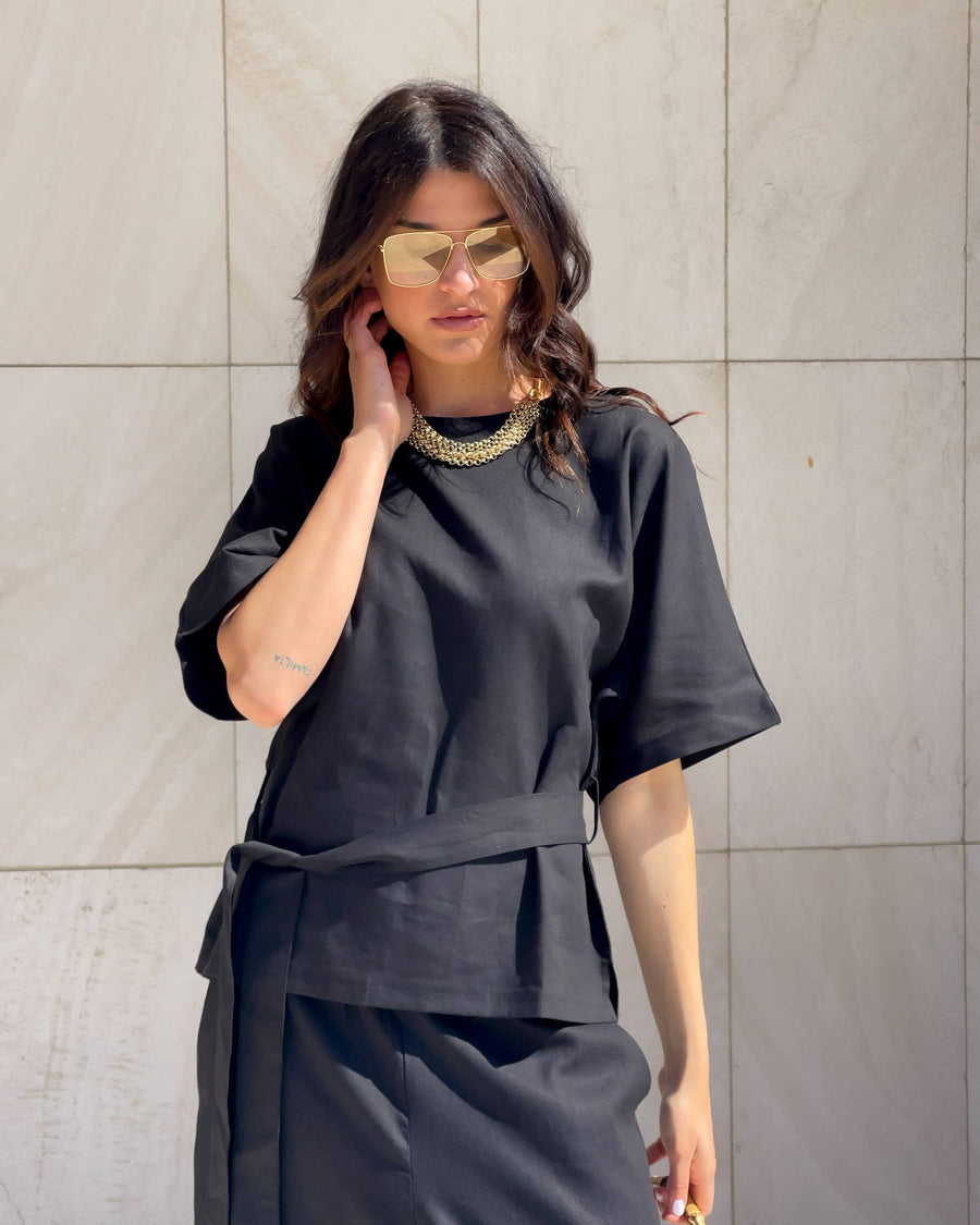 T-SHIRT CON CINTA DORIS NERO