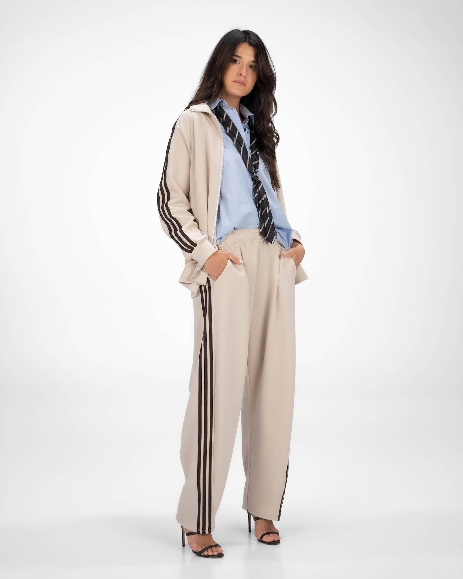 FELPA BARNEY CON ZIP BEIGE MARRONE